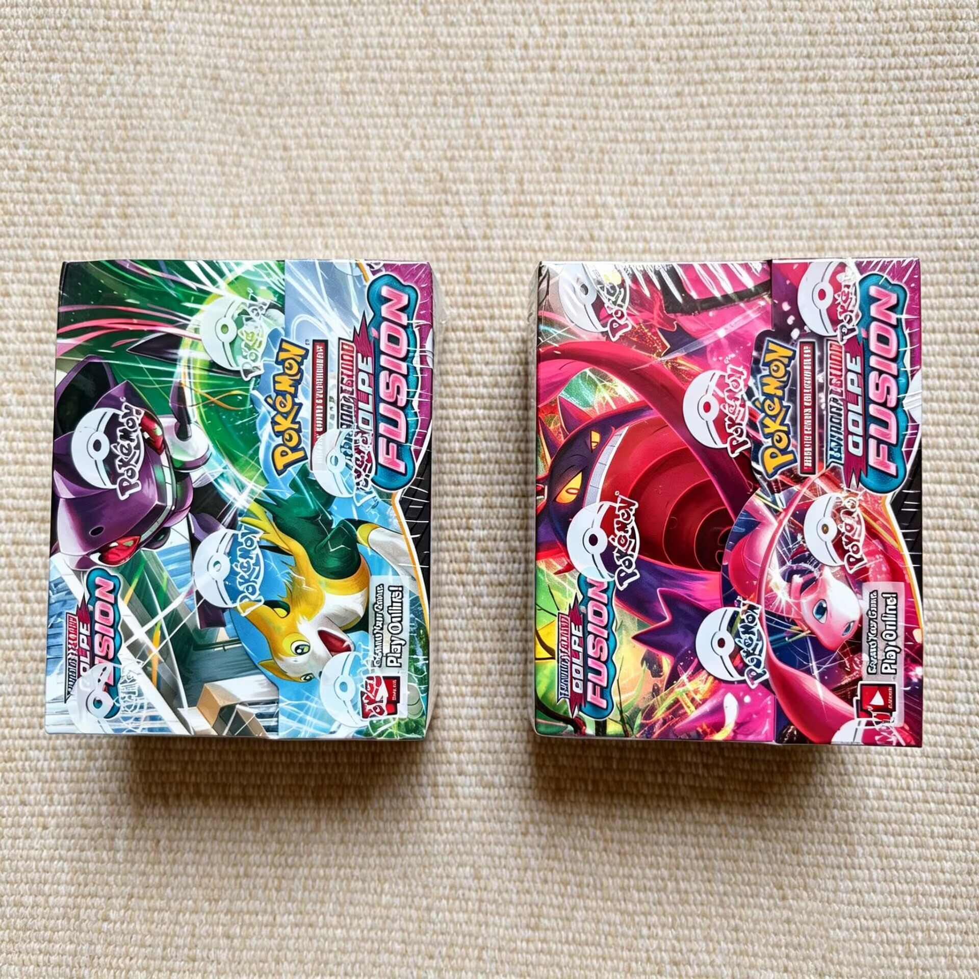 Pokemon Fusion Strike Trading Cards - Random Cover - Spanish Edition